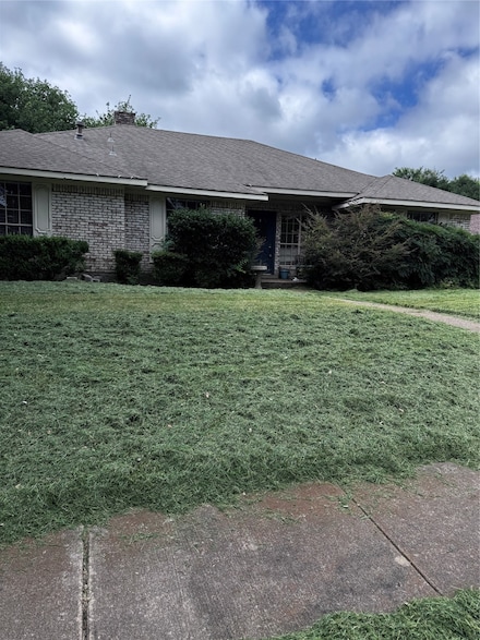 13316 Fall Manor Dr, Dallas, TX 75243