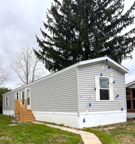 158 Maplewood Ln, London, OH 43140