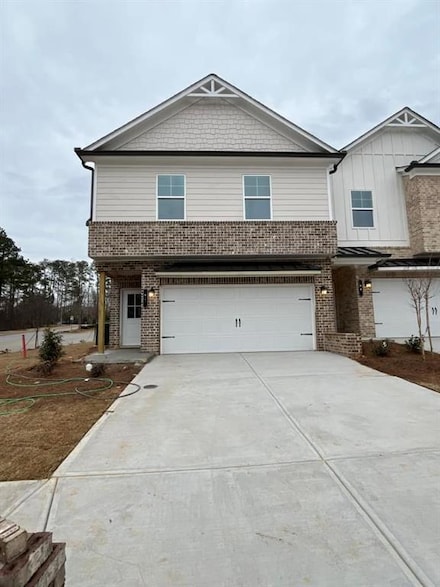 11 Creekside Commons Dr, Hoschton, GA 30548