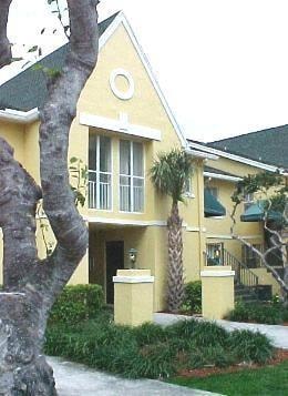 2823 N Course Dr Unit 201, Pompano Beach, FL 33069