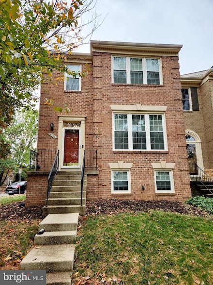 4101 Meadow Field Ct, Fairfax, VA 22033