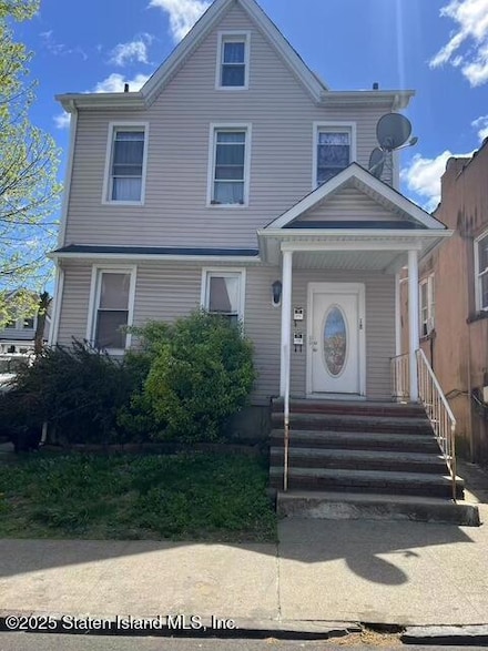 18 Norwood Ave, Staten Island, NY 10304