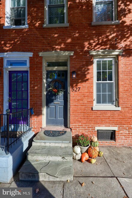 527 E Chestnut St, Lancaster, PA 17602