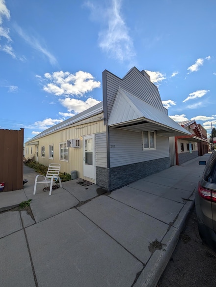 207 Main St, Hunter, ND 58048