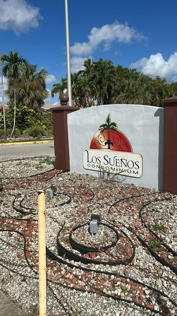 6095 W 18th Ave Unit S312, Hialeah, FL 33012