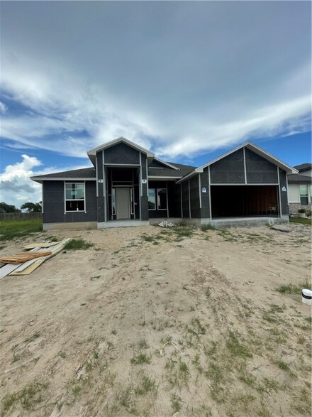 1702 Elm View Dr, Corpus Christi, TX 78418