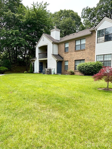 2102 Bayhead Dr, Parlin, NJ 08859
