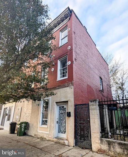 1404 W Pratt St, Baltimore, MD 21223