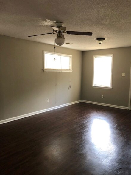 4387 Jamaica Dr, Memphis, TN 38108