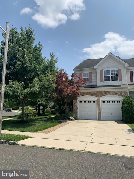 1 Carter Ln, Marlton, NJ 08053