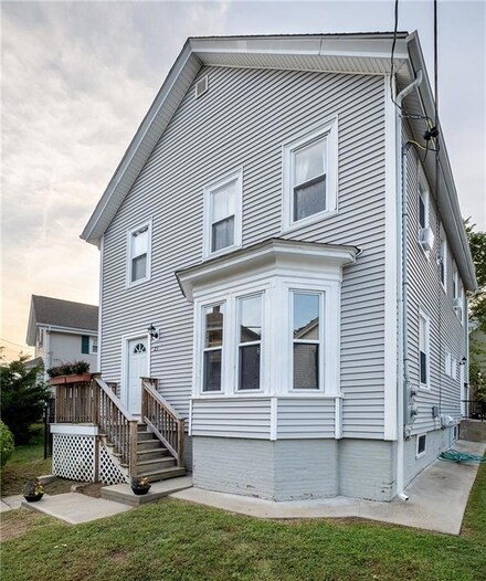 23 Cross St, Central Falls, RI 02863
