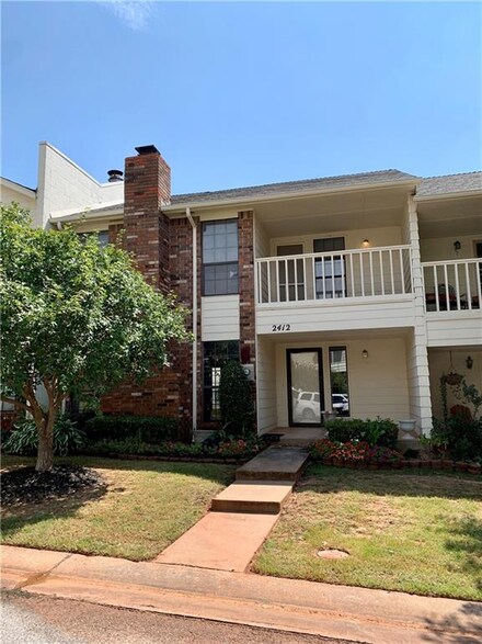 2412 Big Horn, Edmond, OK 73012