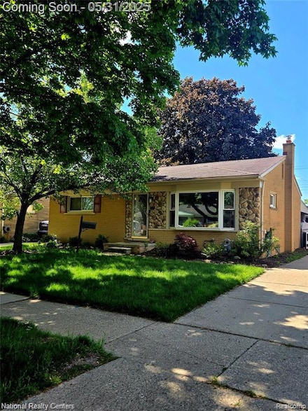 32225 Hees St, Livonia, MI 48150