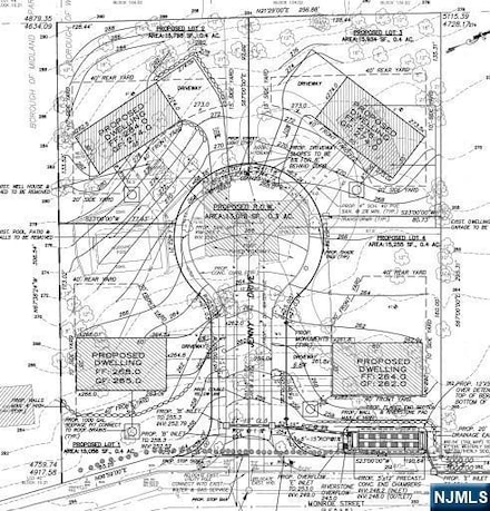 5 Everson Dr, Waldwick, NJ 07463
