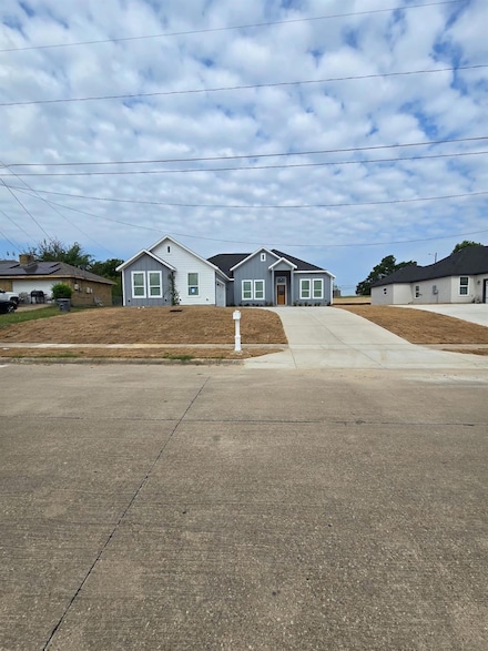 7417 Linda Ln, Dallas, TX 75241