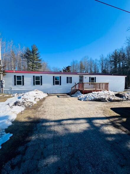 738 95th Ave, Lakeview, MI 48850