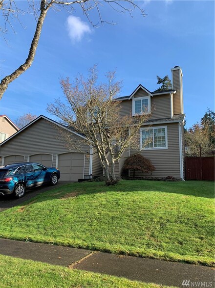 22650 15th Ave S, Des Moines, WA 98198