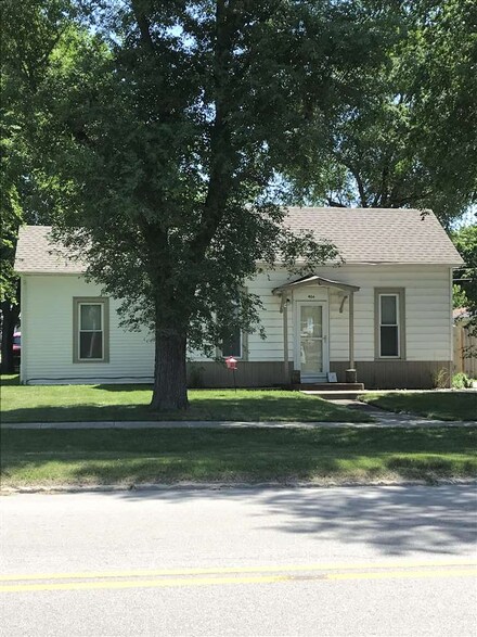406 S Prairie St, Brookston, IN 47923