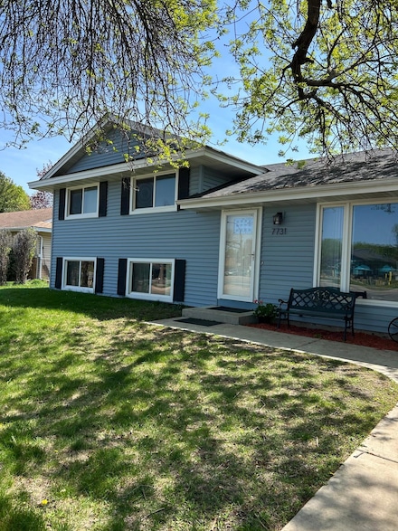 7731 80th St S, Cottage Grove, MN 55016