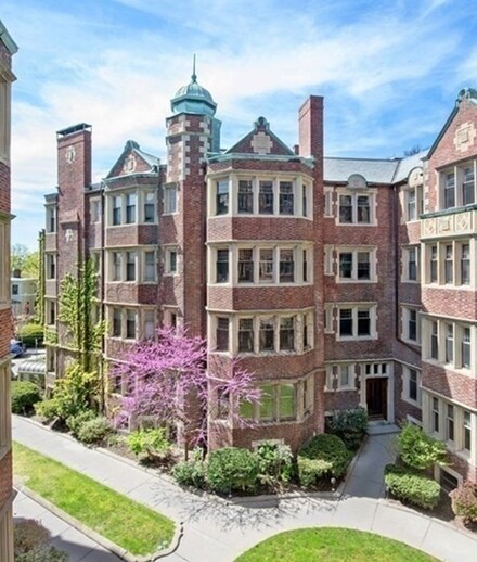 10 Dana St Unit 305, Cambridge, MA 02138