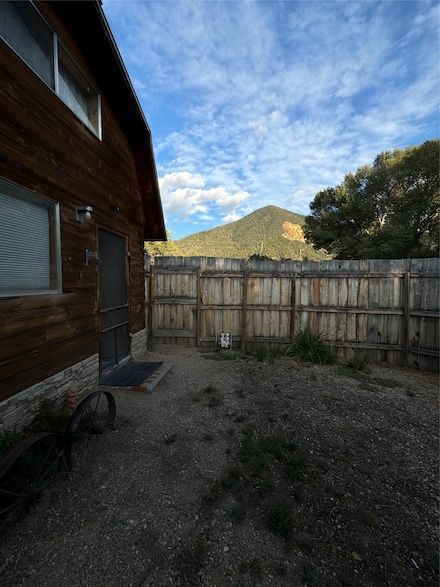 224 Cabresto Rd, Questa, NM 87556