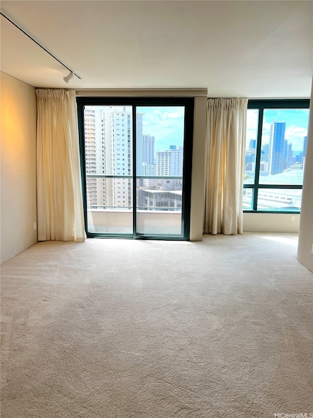 1888 Kalakaua Ave Unit 2203, Honolulu, HI 96815