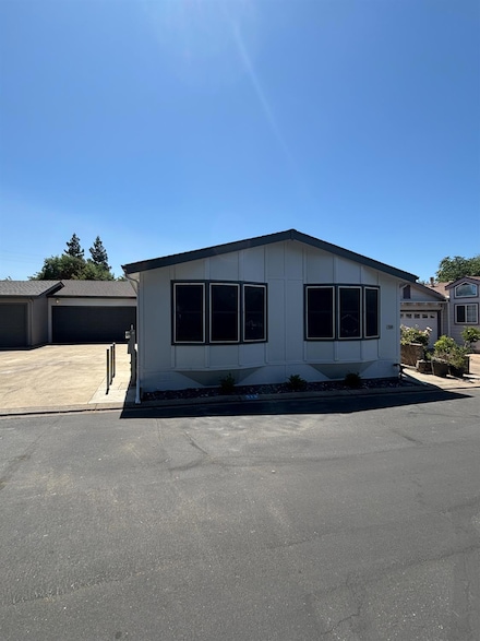 900 Old Stockton Rd Unit 518, Oakdale, CA 95361