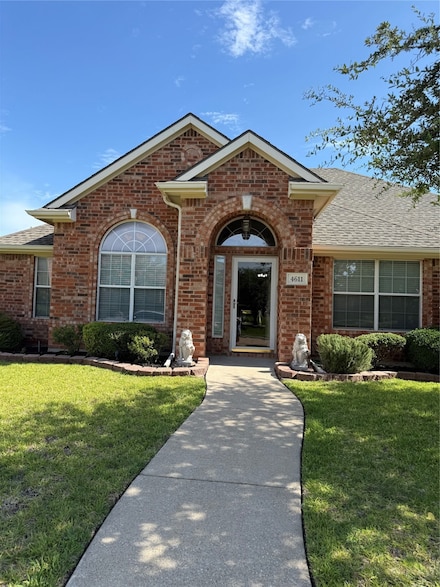 4611 Harvest Ln, Sachse, TX 75048