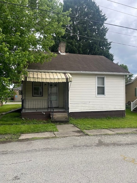 116 3rd St, Vestaburg, PA 15368