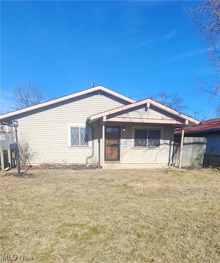 18030 Fairville Ave, Cleveland, OH 44135
