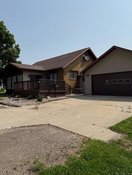 206 Eugene St, Radcliffe, IA 50230