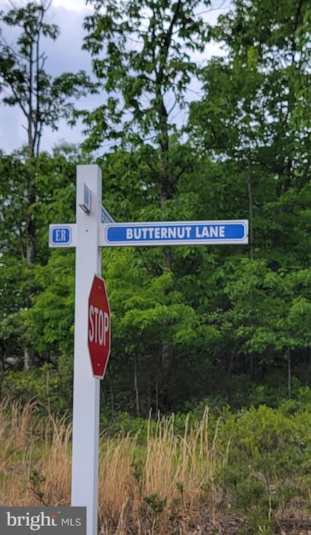 254 Butternut Ln, Hazle Township, PA 18202