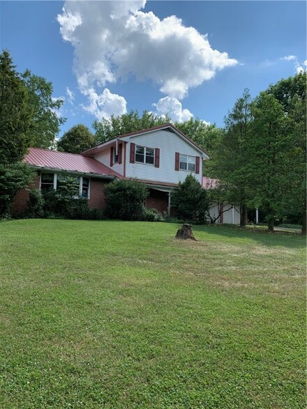 156 Killdeer Ln, Ligonier, PA 15658