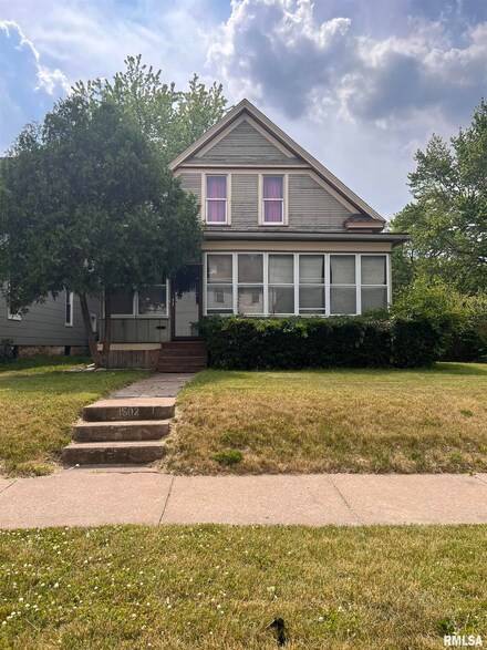1502 14th St, Rock Island, IL 61201
