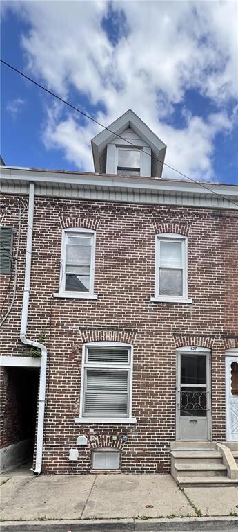 137 W Green St, Allentown, PA 18102
