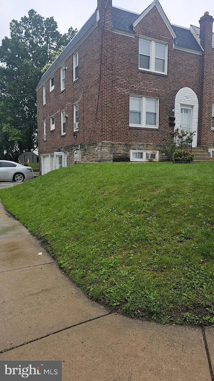 5451 Howland St, Philadelphia, PA 19124