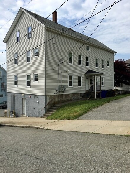 146 Stewart St, Fall River, MA 02720