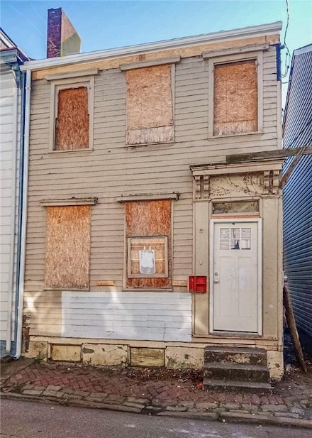 1812 Harcum Way, Pittsburgh, PA 15203