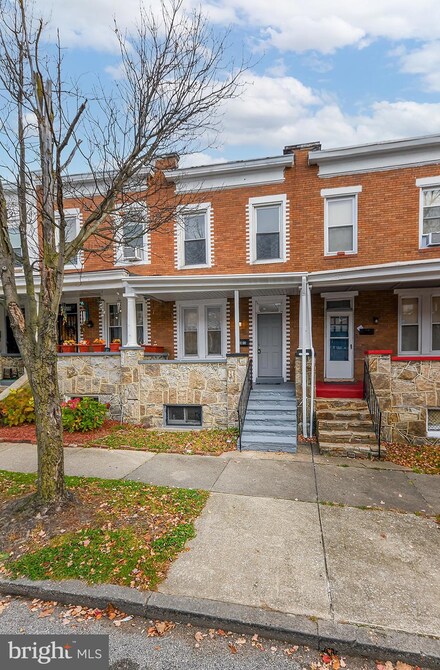 2517 Robb St, Baltimore, MD 21218