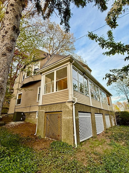 162 Clark St, Newton Center, MA 02459