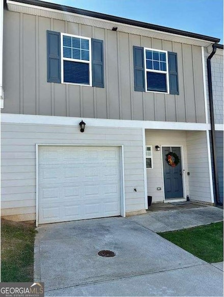 4940 Elm Brook Dr, Atlanta, GA 30337