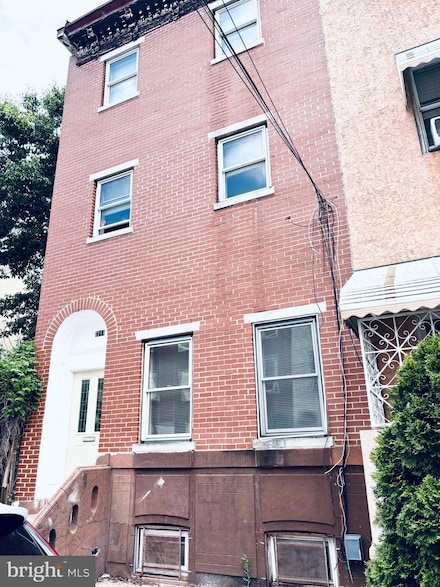 2211 N Hancock St, Philadelphia, PA 19133
