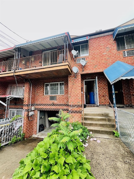 4012 de Reimer Ave, Bronx, NY 10466
