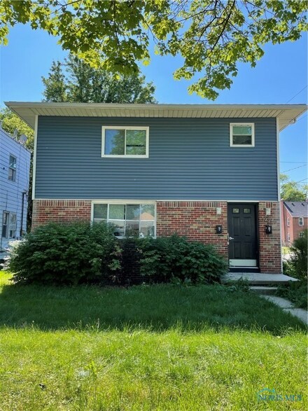 1939 Perth St, Toledo, OH 43607