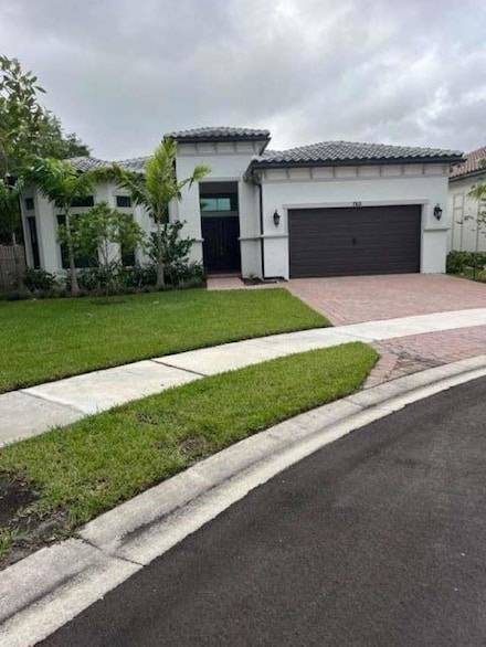 7813 Deer Lake Ct, Parkland, FL 33067
