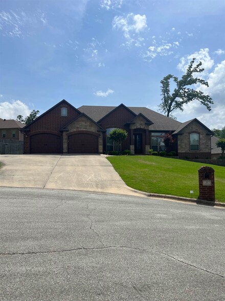 4 Farrah Cove, Paragould, AR 72450