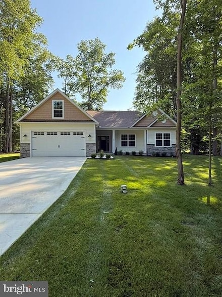 65 Beaver Pond Cir, Harrington, DE 19952