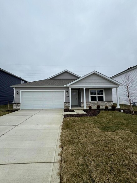 527 Faulkner Dr, Canal Winchester, OH 43110
