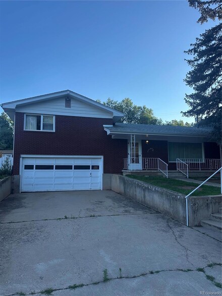 3632 W Pikes Peak Ave, Colorado Springs, CO 80904