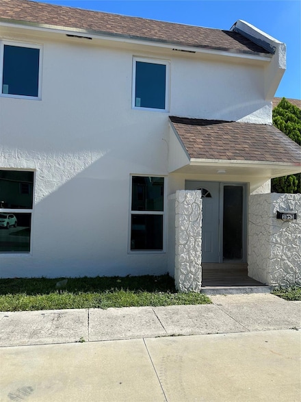 1353 Silverado, North Lauderdale, FL 33068